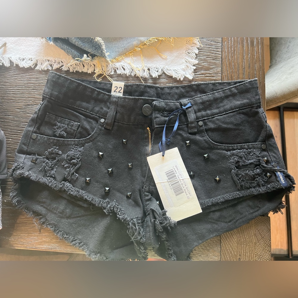 Lovely denim black jean shorts